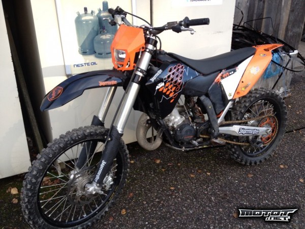 ktm150.jpg