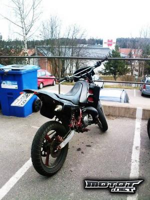 Suzuki TS 125 R