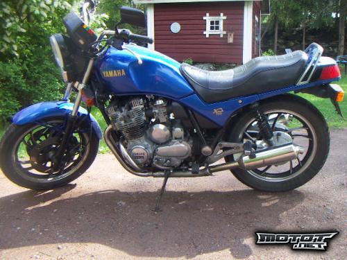 Yamaha XJ 750