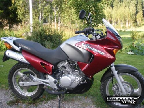 Honda XL 125 V