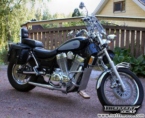 Suzuki Intruder 1400