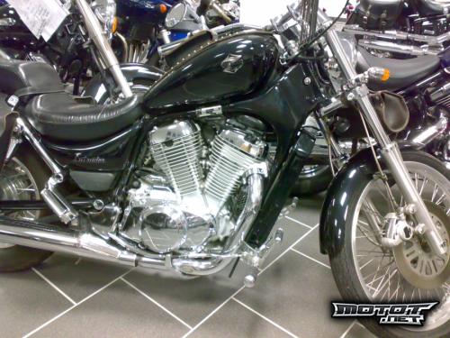 Suzuki Intruder 600