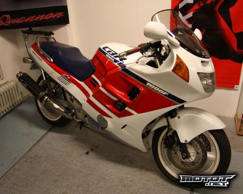 Honda CBR 1000 F