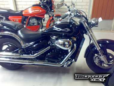 Suzuki Intruder 800