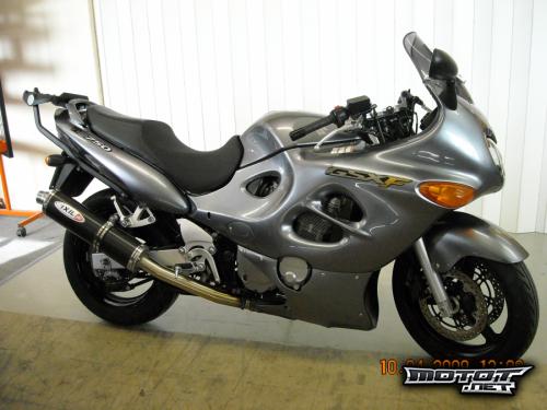Suzuki GSX 750