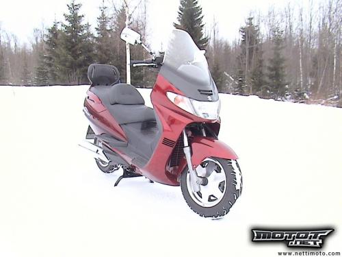 Suzuki Burgman 400