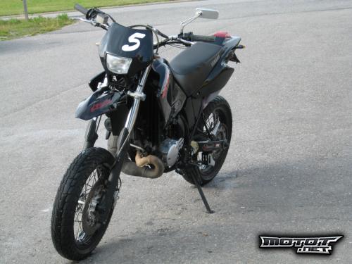 Yamaha DT 125