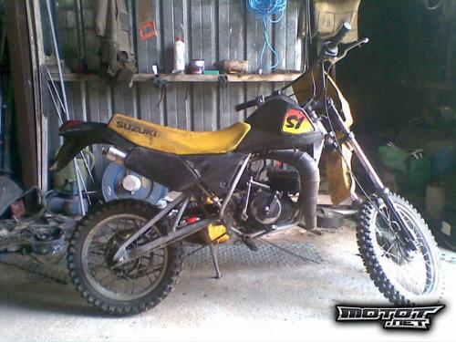 Suzuki S1 50