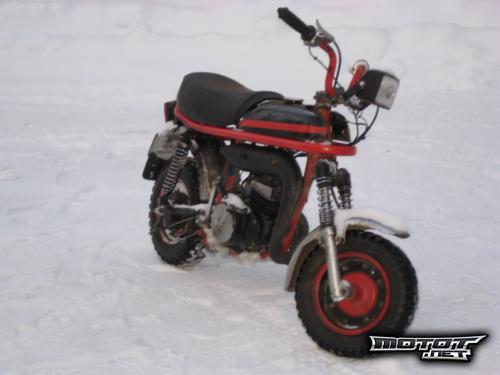 Suzuki PV 50