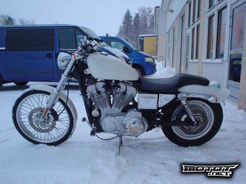 Harley Davidson Sportster 883 Custom