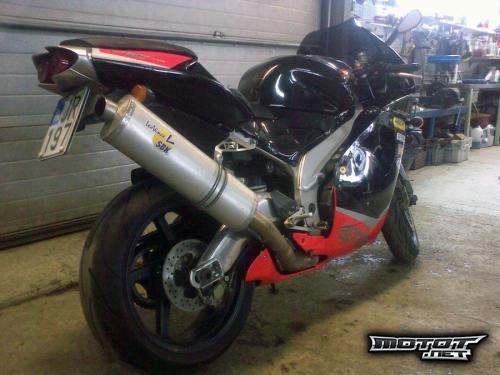 Aprilia RSV 1000