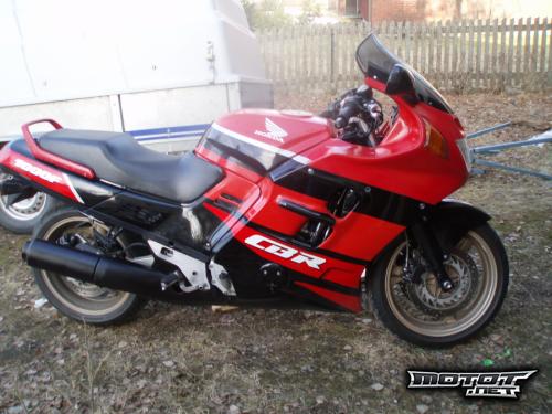 Honda CBR 1000 F