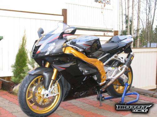 Aprilia RSV 1000
