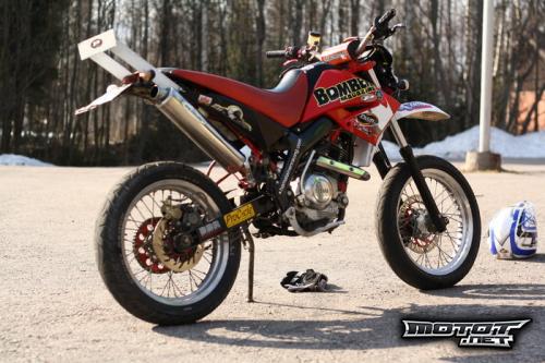 Yamaha XT 125