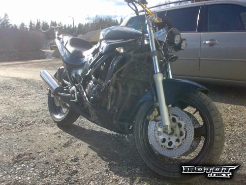 Suzuki GSX 600F