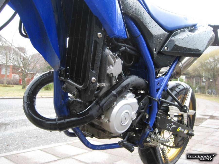 Yamaha wr 125 öljynsuodattimen vaihto