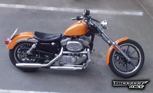 Harley Davidson Sportster 883 Custom