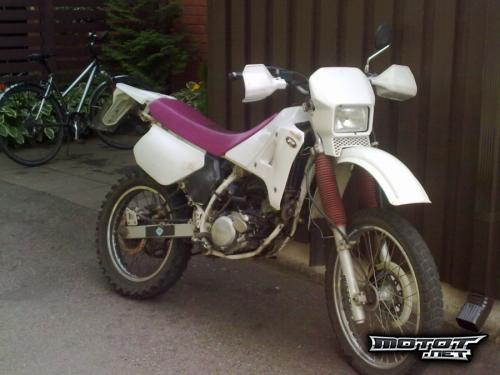 Yamaha DT 125
