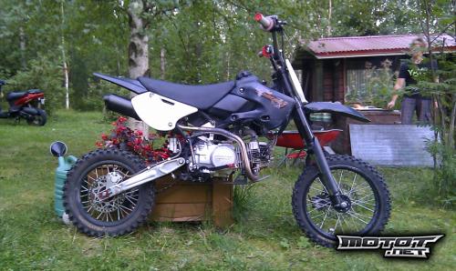 Muu merkki Muu malli