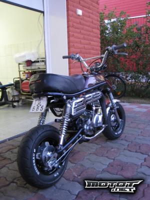 Suzuki PV 50