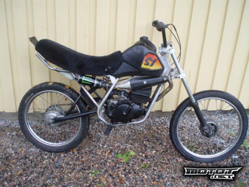Suzuki S1 50