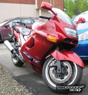 Kawasaki ZZR 1100