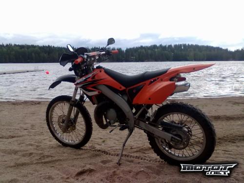 MH Motorhispania RYZ 50