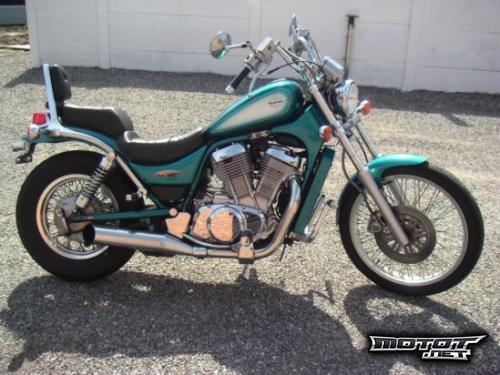 Suzuki Intruder 800