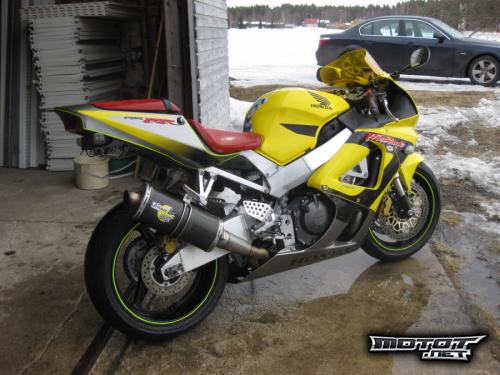 Honda CBR 900 RR