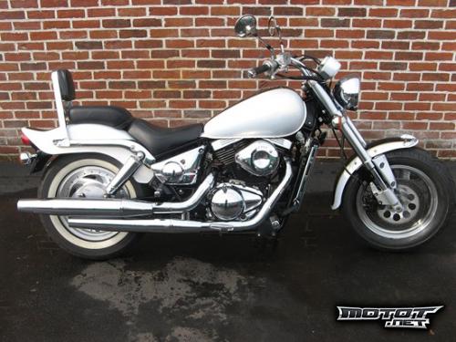 Suzuki VZ 800