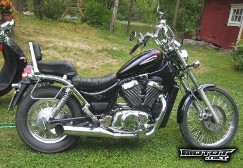 Suzuki Intruder 800