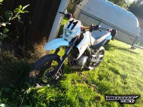 Yamaha XT 125