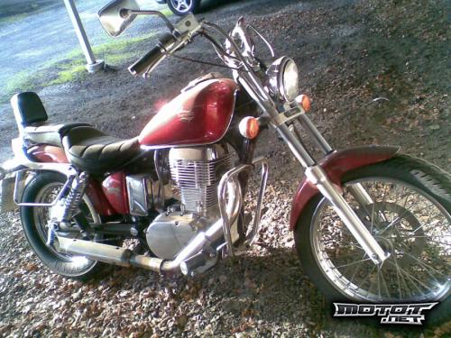 Suzuki LS 650