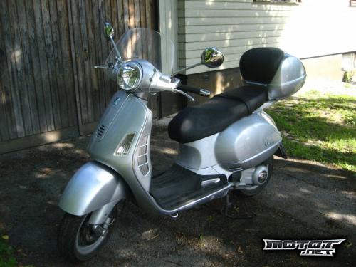 Vespa GT 200
