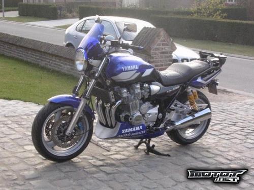 Yamaha XJR 1300