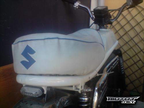 Suzuki PV 50