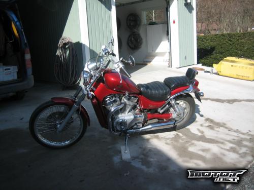 Suzuki Intruder 800