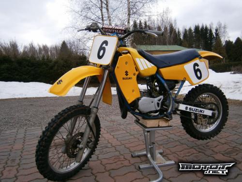 Suzuki RM 85