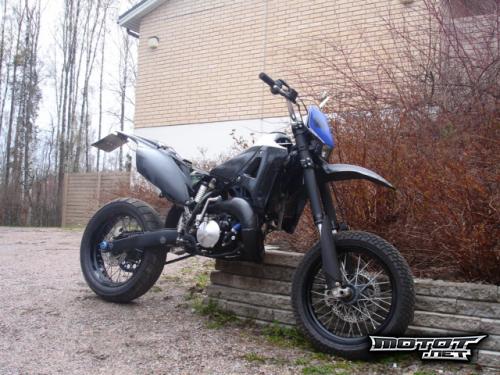 Yamaha YZ 125