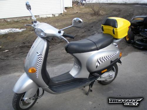 Vespa ET2