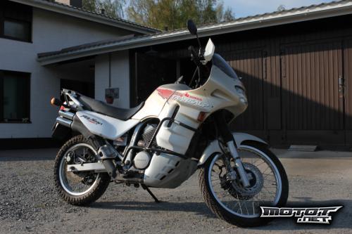 Honda XL 600V
