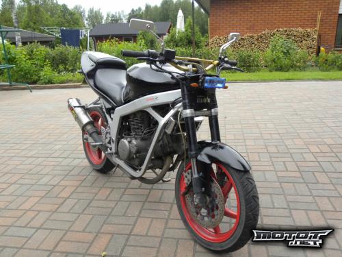 Hyosung GT 125