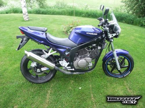 Hyosung GT 125