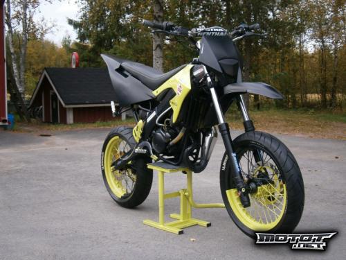 MH Motorhispania RYZ 50