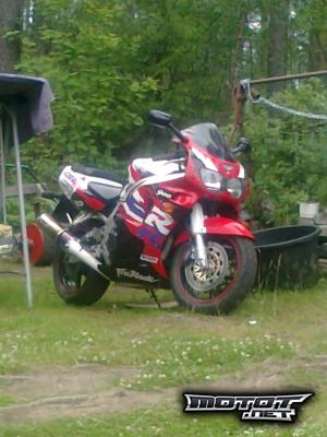 Honda CBR 900 RR
