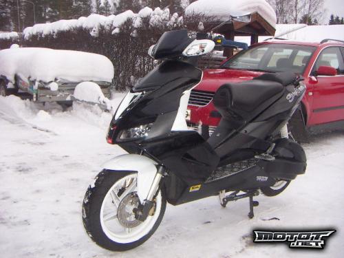Aprilia SR 50 R Factory