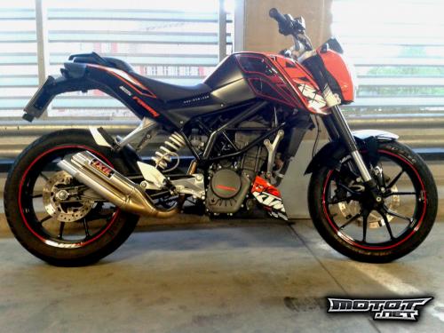 KTM Duke 125