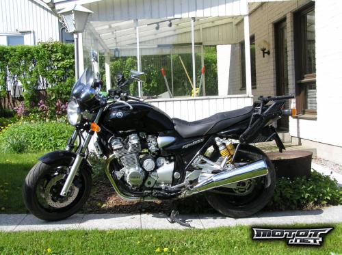 Yamaha XJR 1300