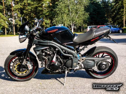 Triumph Speed Triple 1050