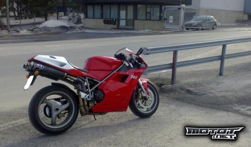 Ducati 748